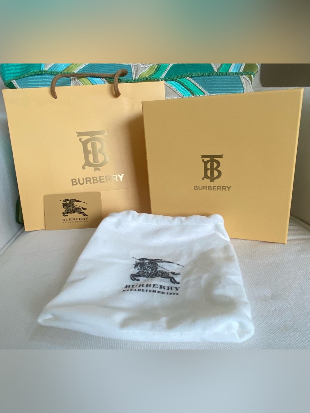 Burberry Box Gift Bag Card Small Jewelry Belt Dust Bag Yellow with Gold Logo